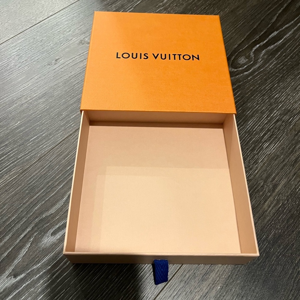 Louis Vuitton Small Box 6.75”x6.5” Orange - Picture 6 of 6